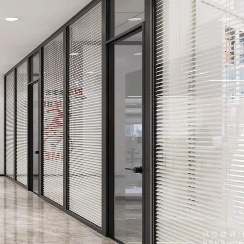 怎樣區分玻璃門什么時候使用隔斷門？