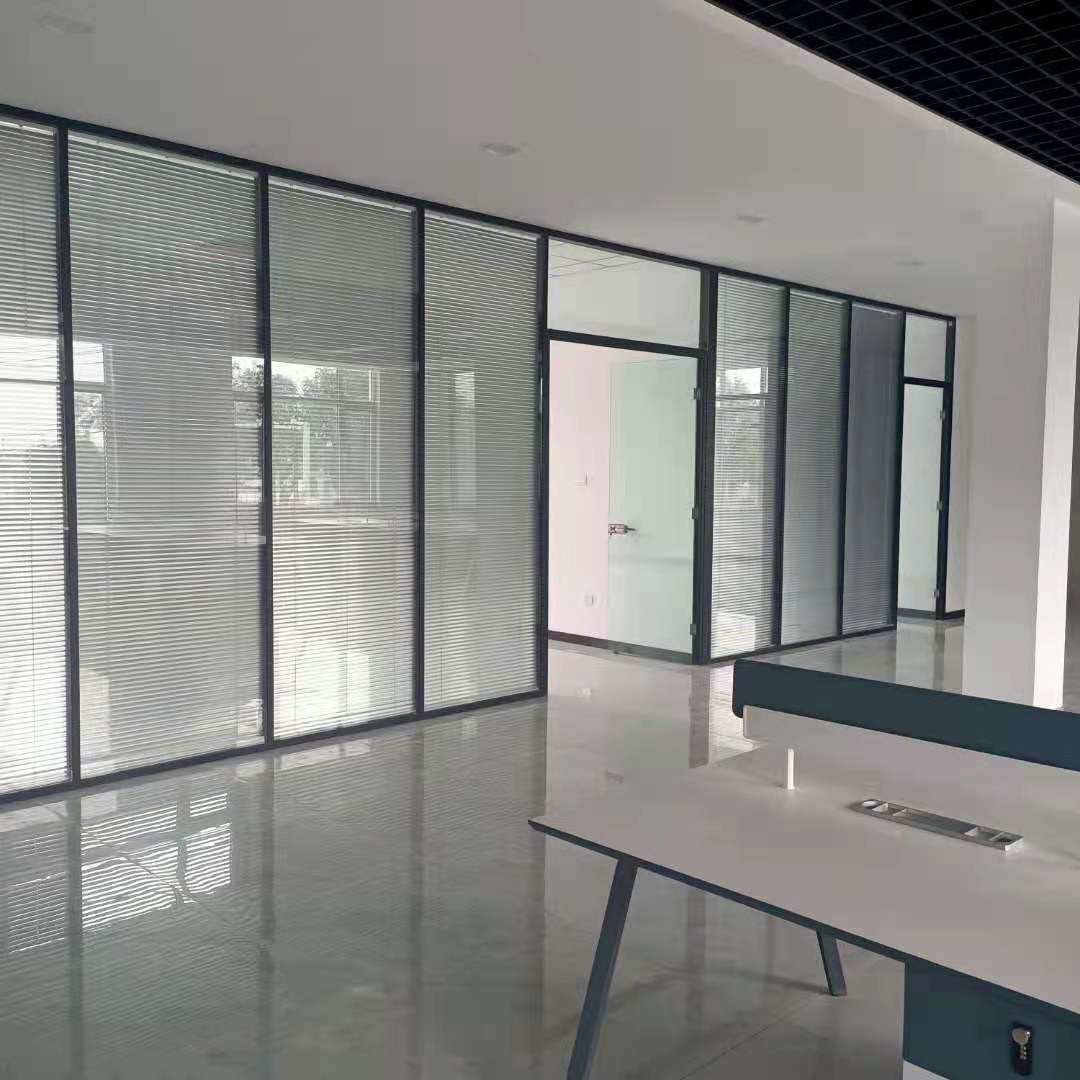 了解玻璃門的維修方法以及保養常識